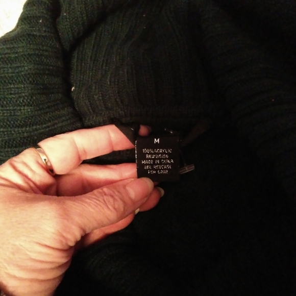 Sweater - Picture 2 of 3